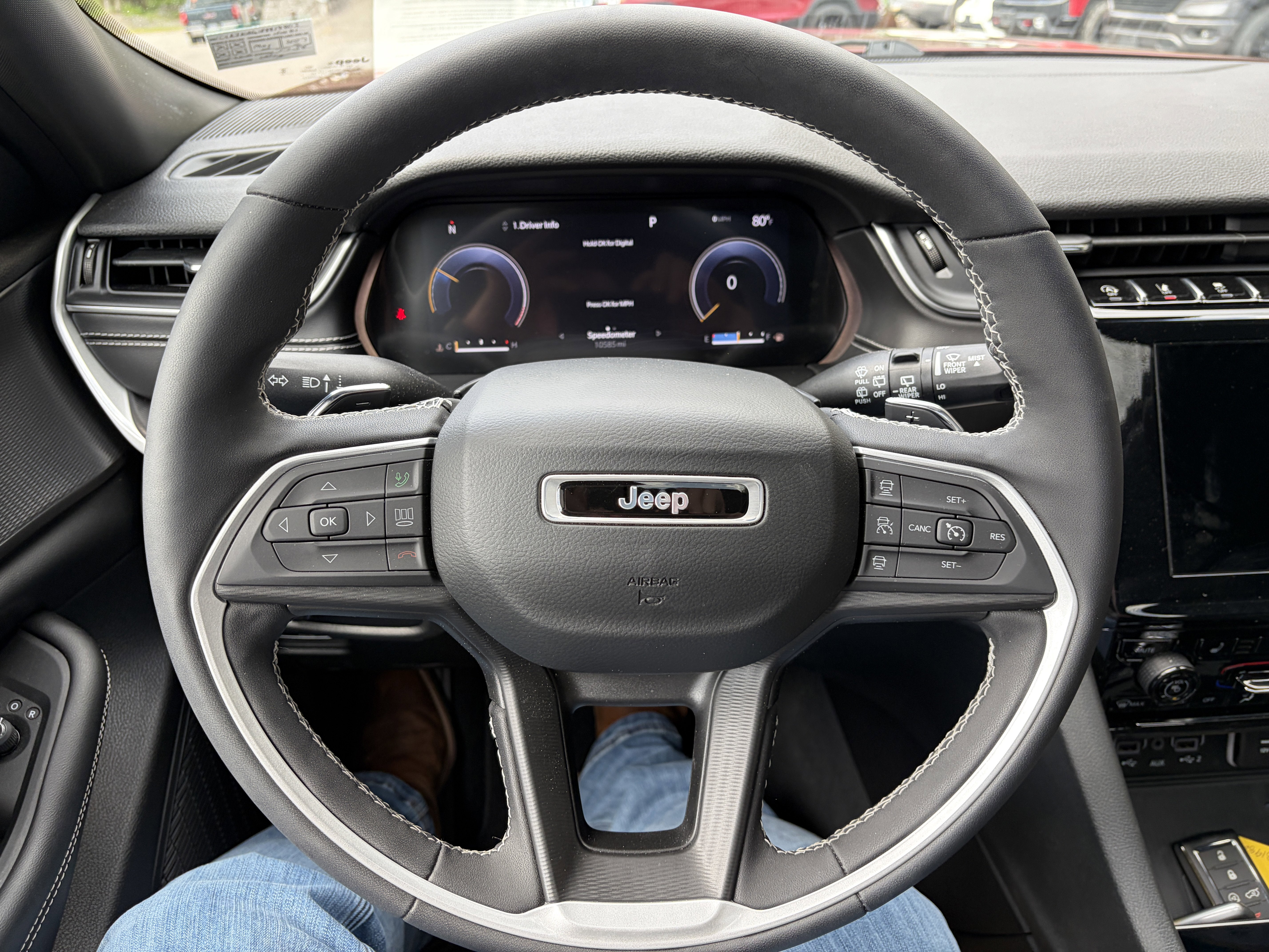 2023 Jeep Grand Cherokee L Altitude 4x4
