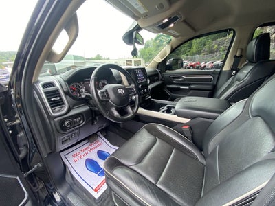 2020 RAM 1500 Laramie Crew Cab 4x4 5'7" Box