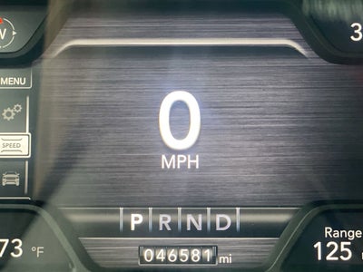 2020 RAM 1500 Laramie Crew Cab 4x4 5'7" Box