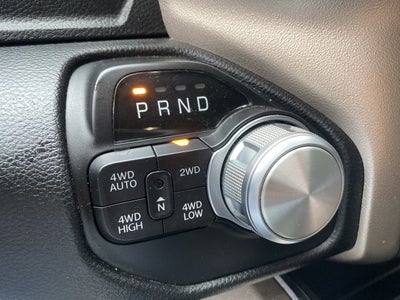 2020 RAM 1500 Laramie Crew Cab 4x4 5'7" Box