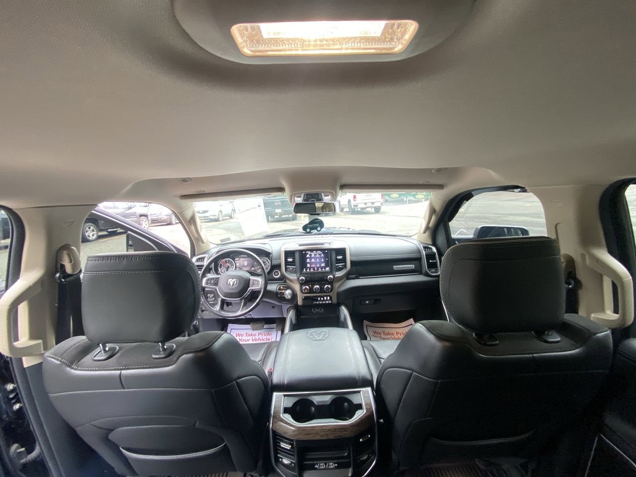 2020 RAM 1500 Laramie Crew Cab 4x4 5'7" Box