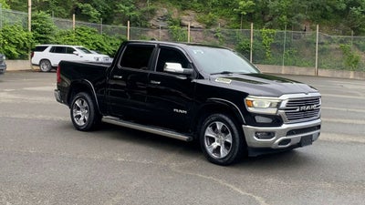 2020 RAM 1500 Laramie Crew Cab 4x4 5'7" Box