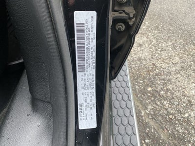 2020 RAM 1500 Laramie Crew Cab 4x4 5'7" Box