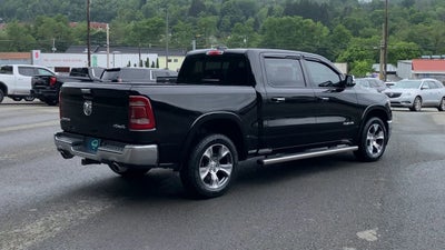 2020 RAM 1500 Laramie Crew Cab 4x4 5'7" Box