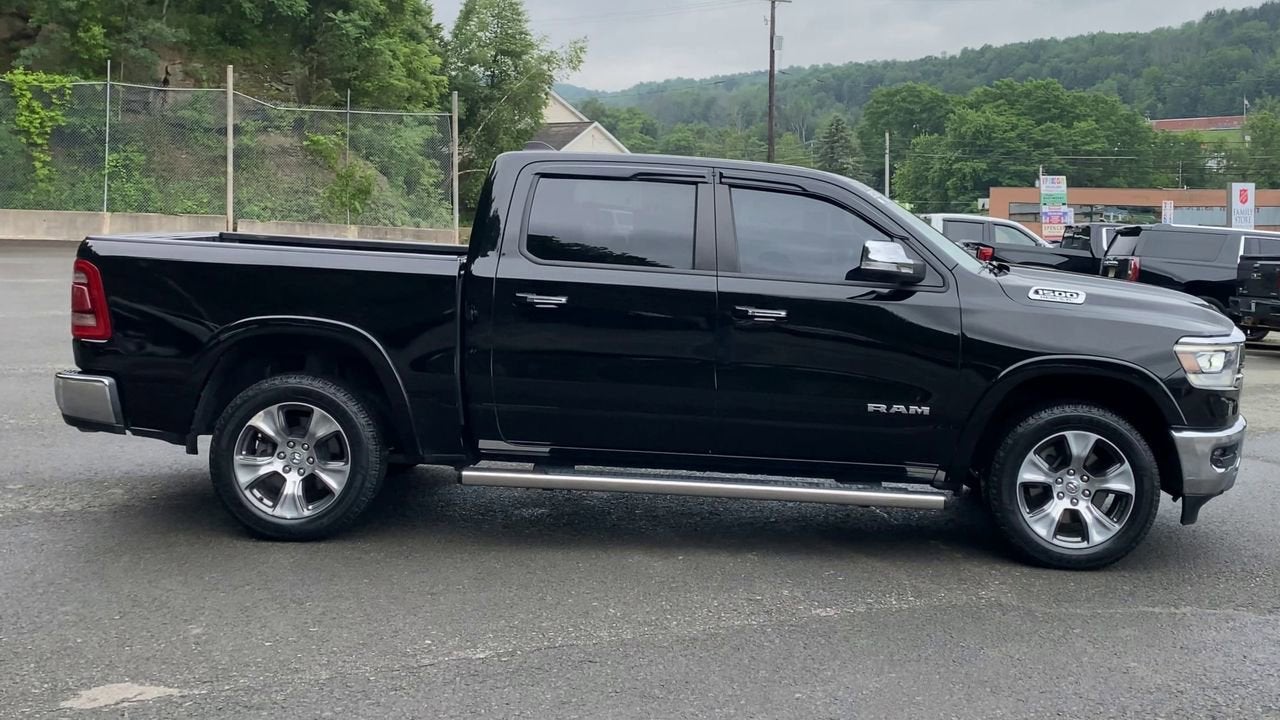2020 RAM 1500 Laramie Crew Cab 4x4 5'7" Box