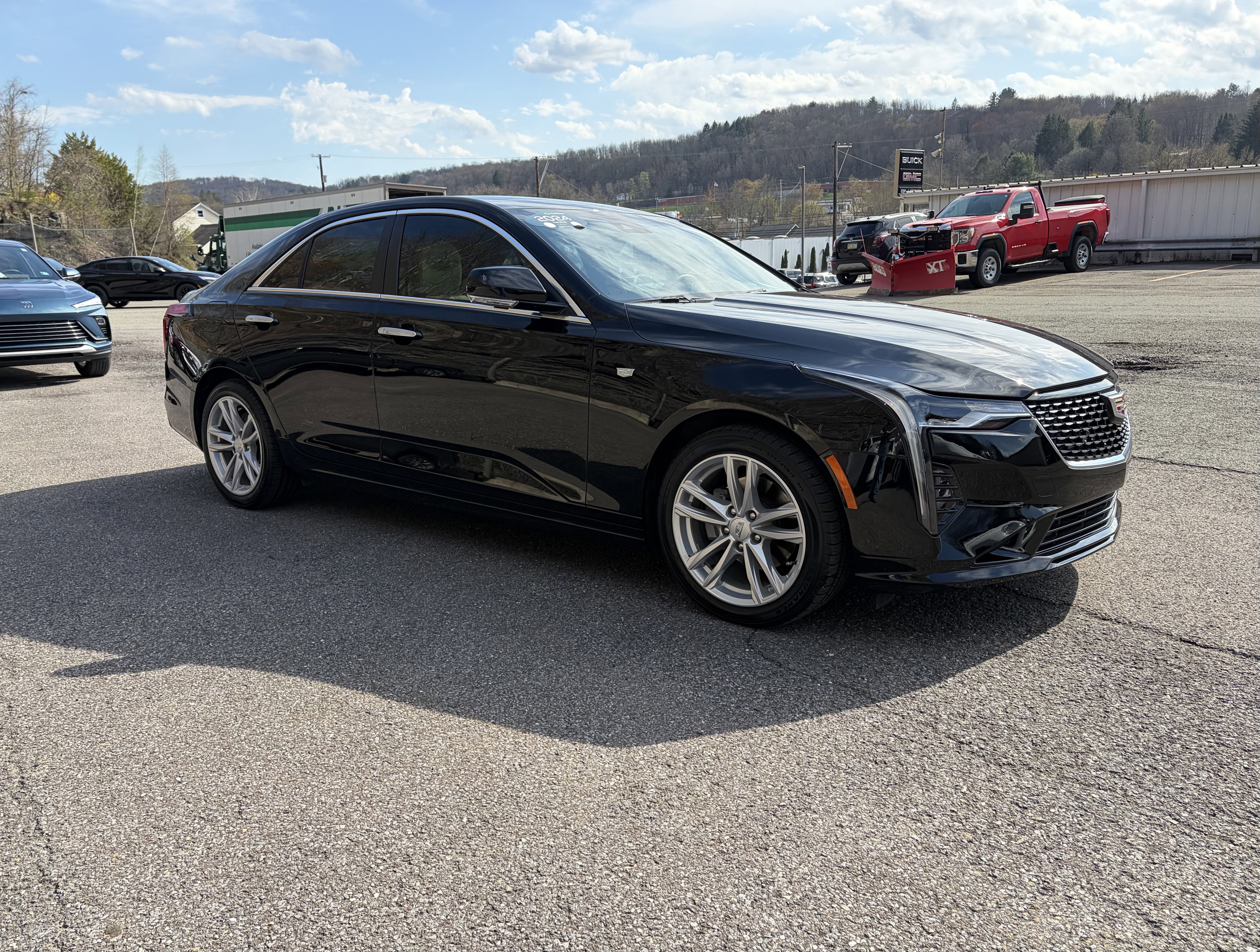 2024 Cadillac CT4 Luxury