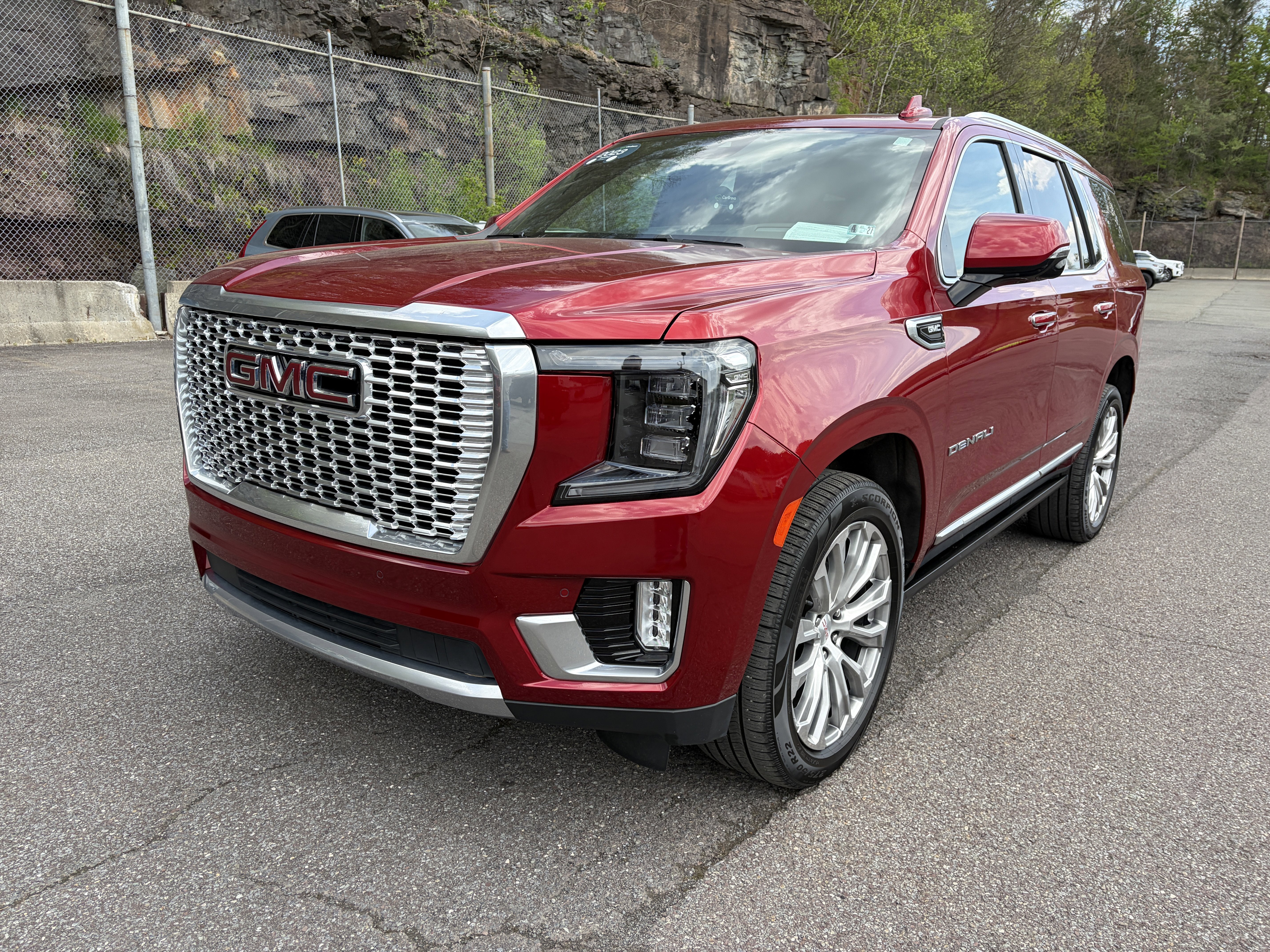 2023 GMC Yukon 4WD Denali's photo