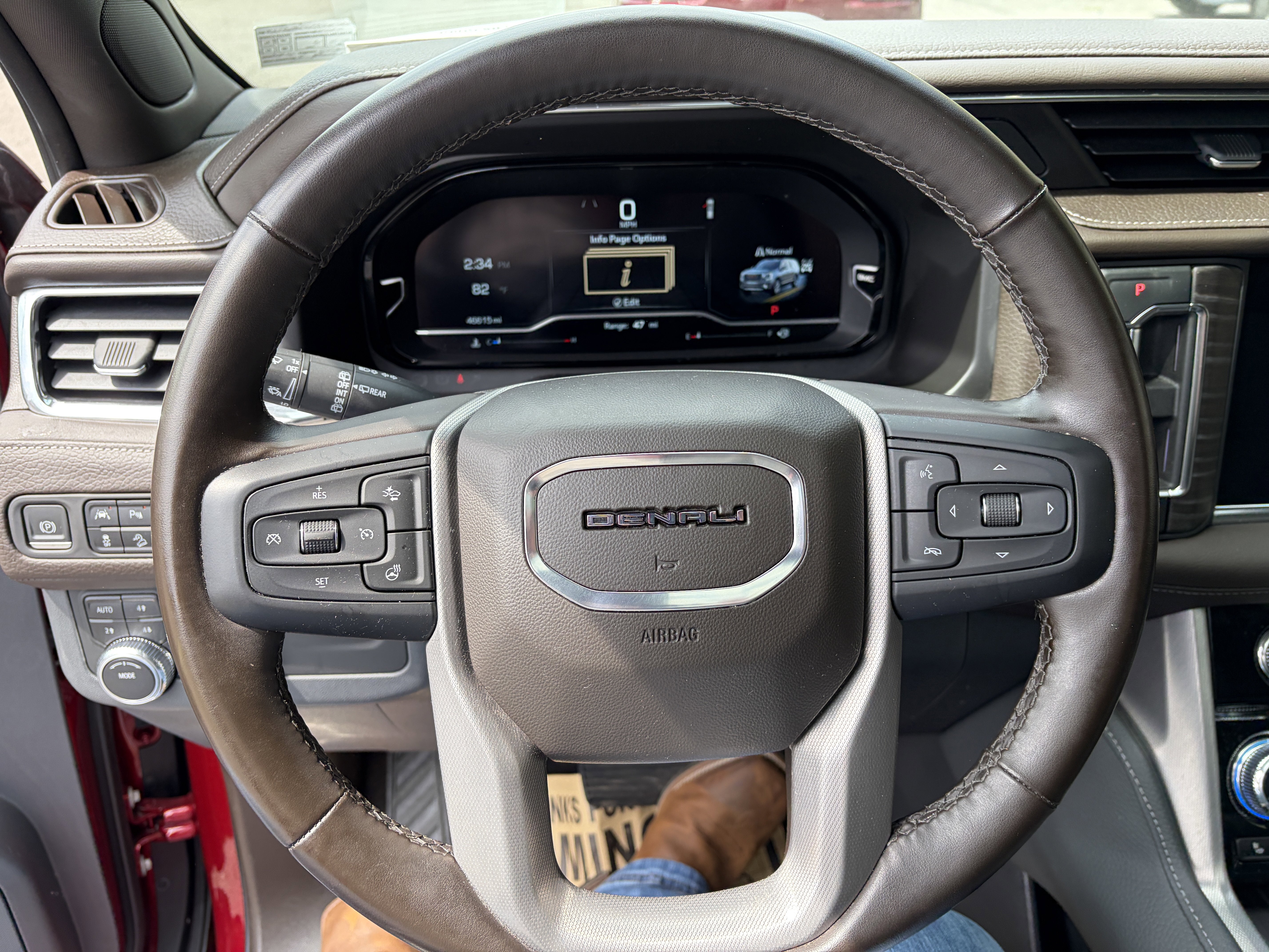 2023 GMC Yukon Denali