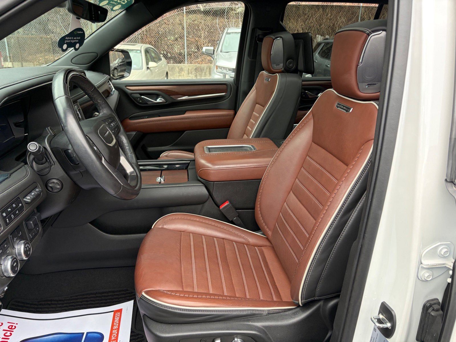 2023 GMC Yukon Denali Ultimate