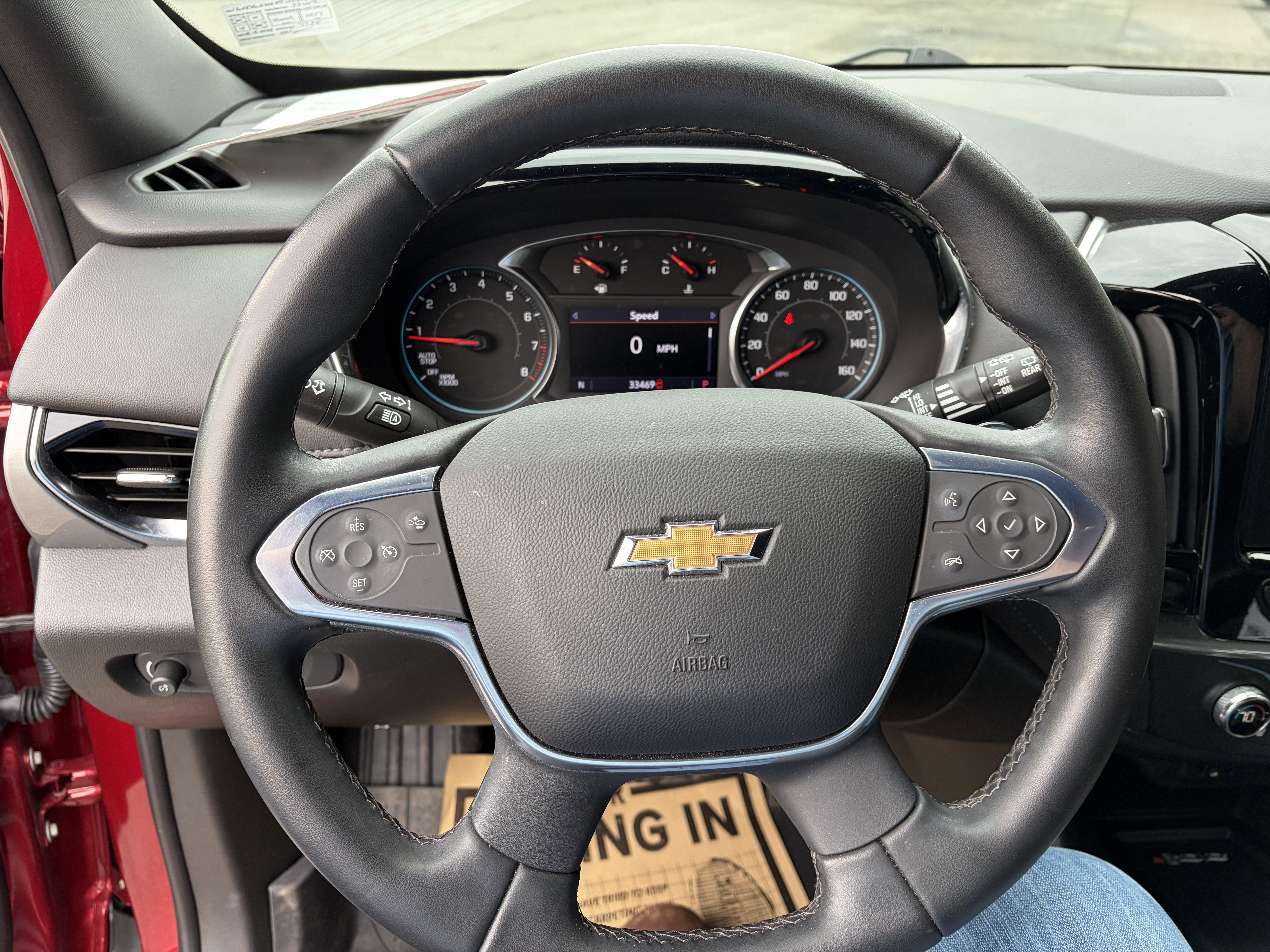 2023 Chevrolet Traverse LT Cloth