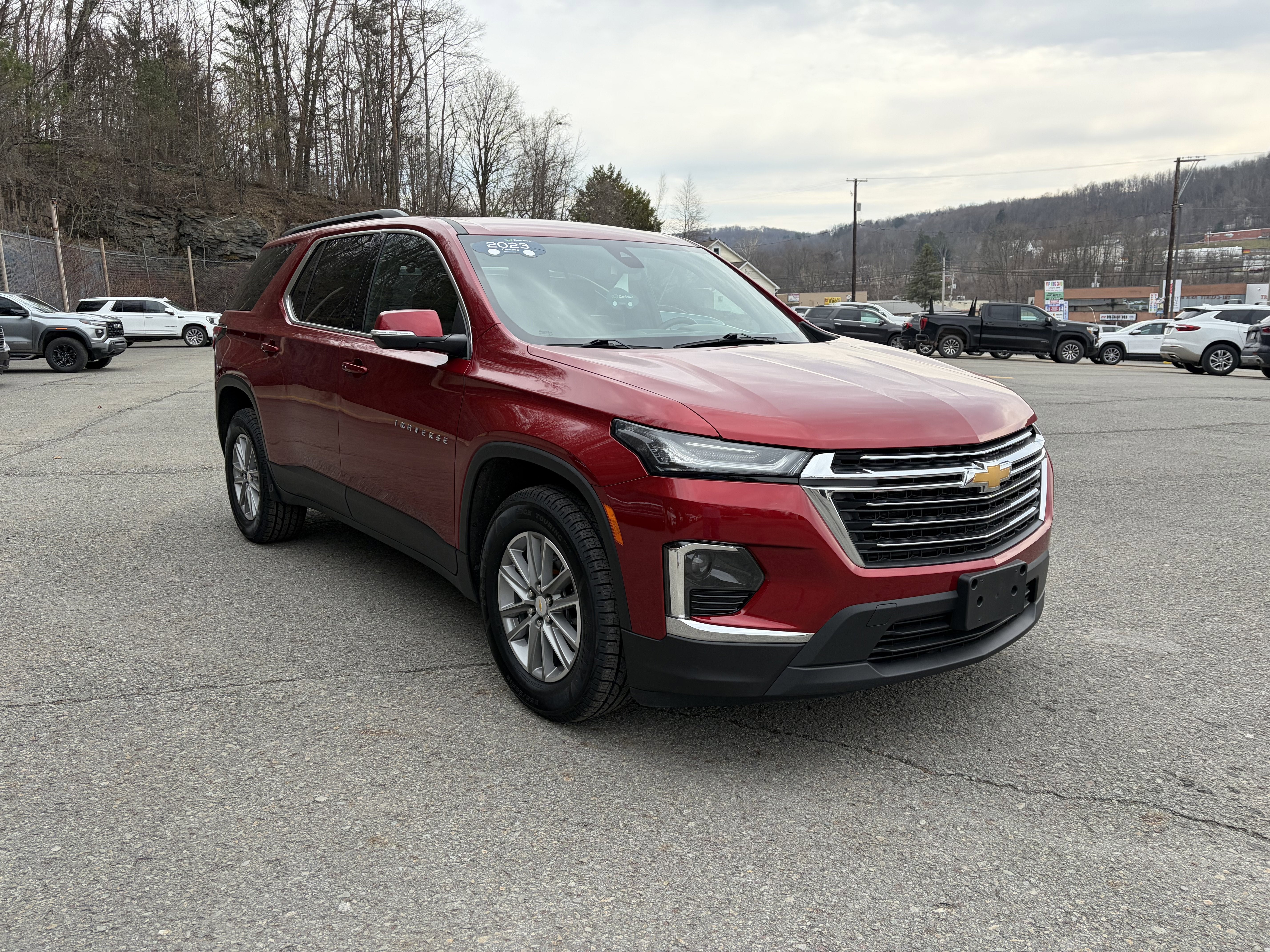 2023 Chevrolet Traverse LT Cloth