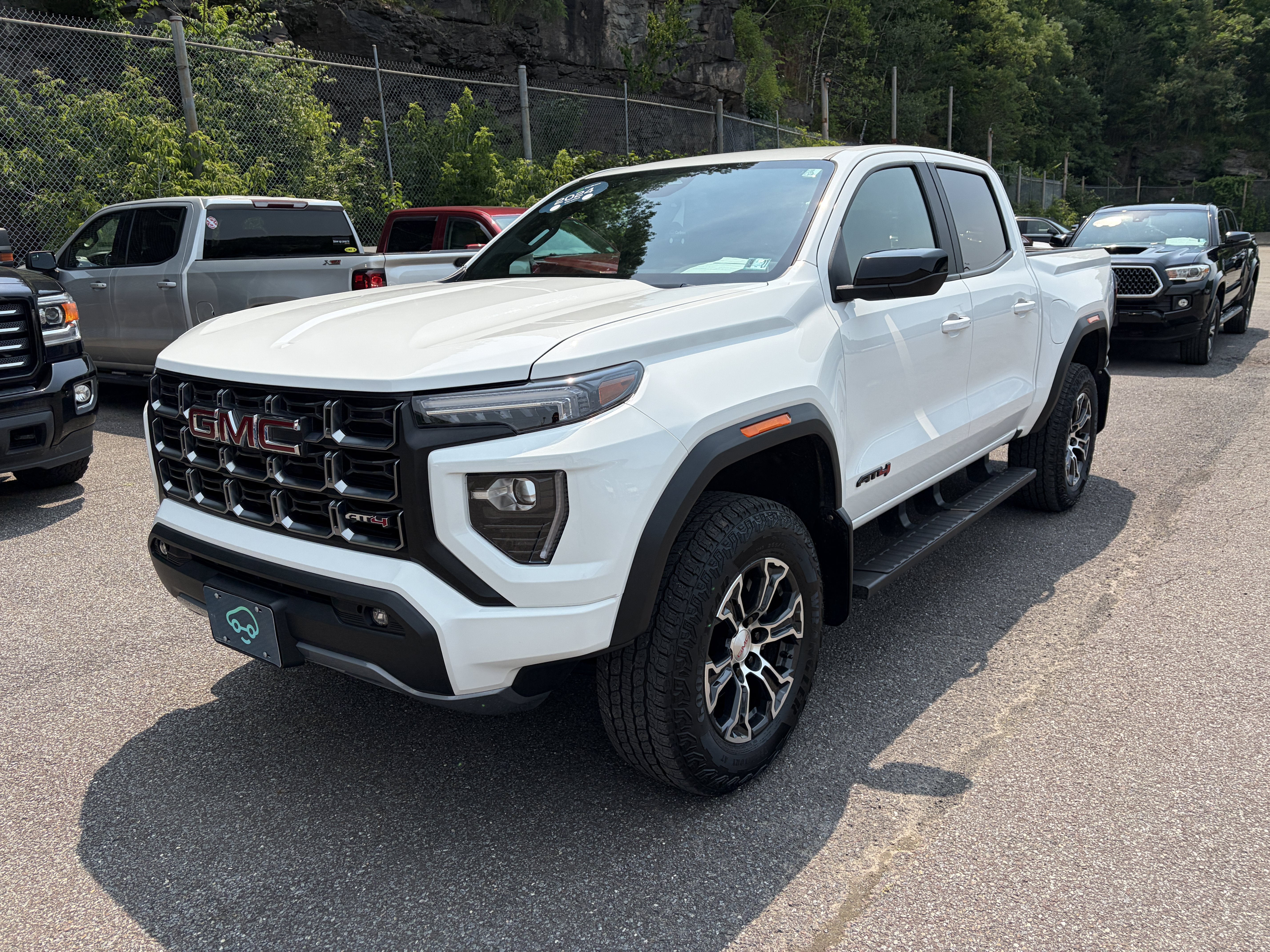 2024 GMC Canyon AT4