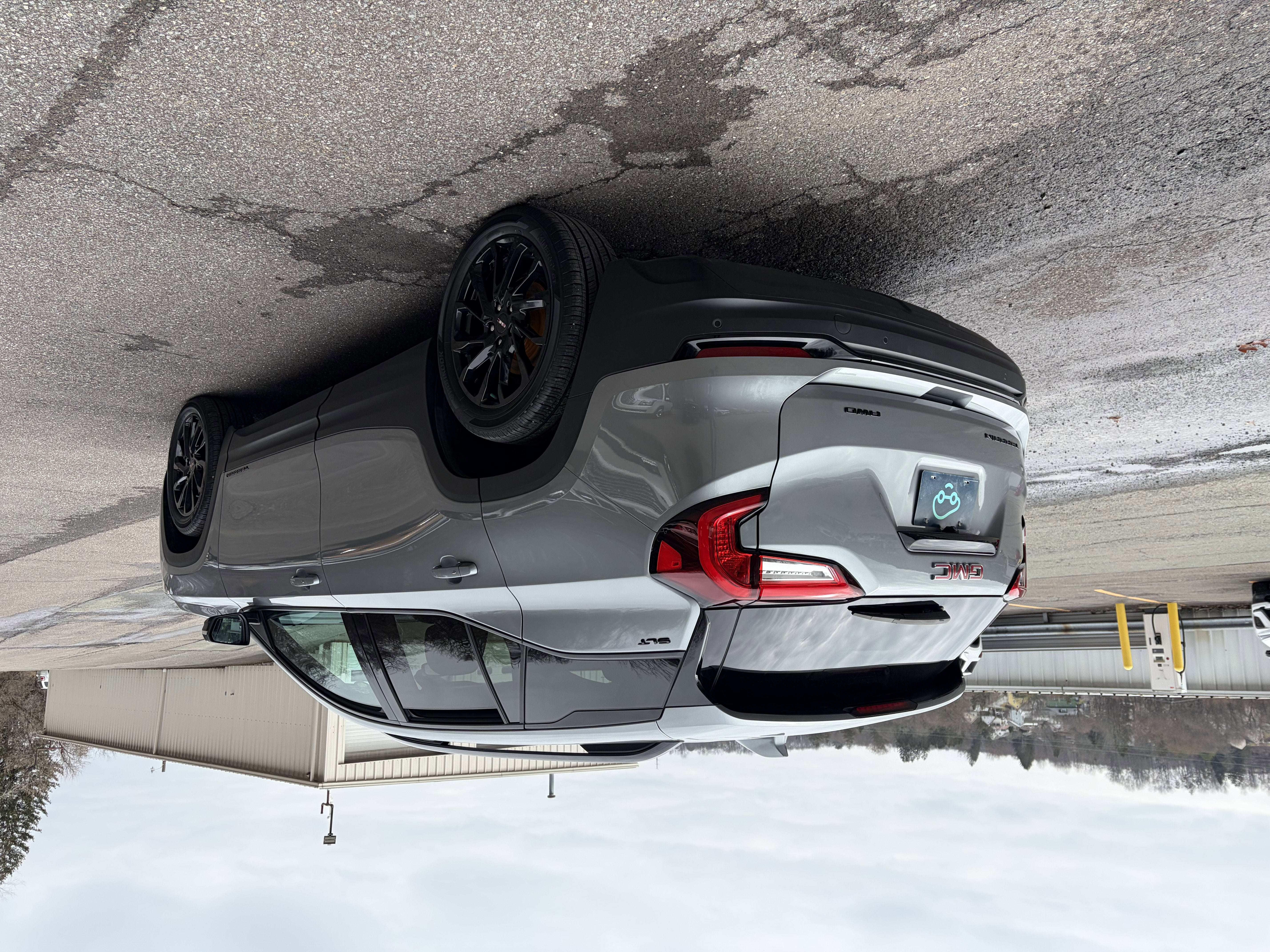 2023 GMC Terrain SLT