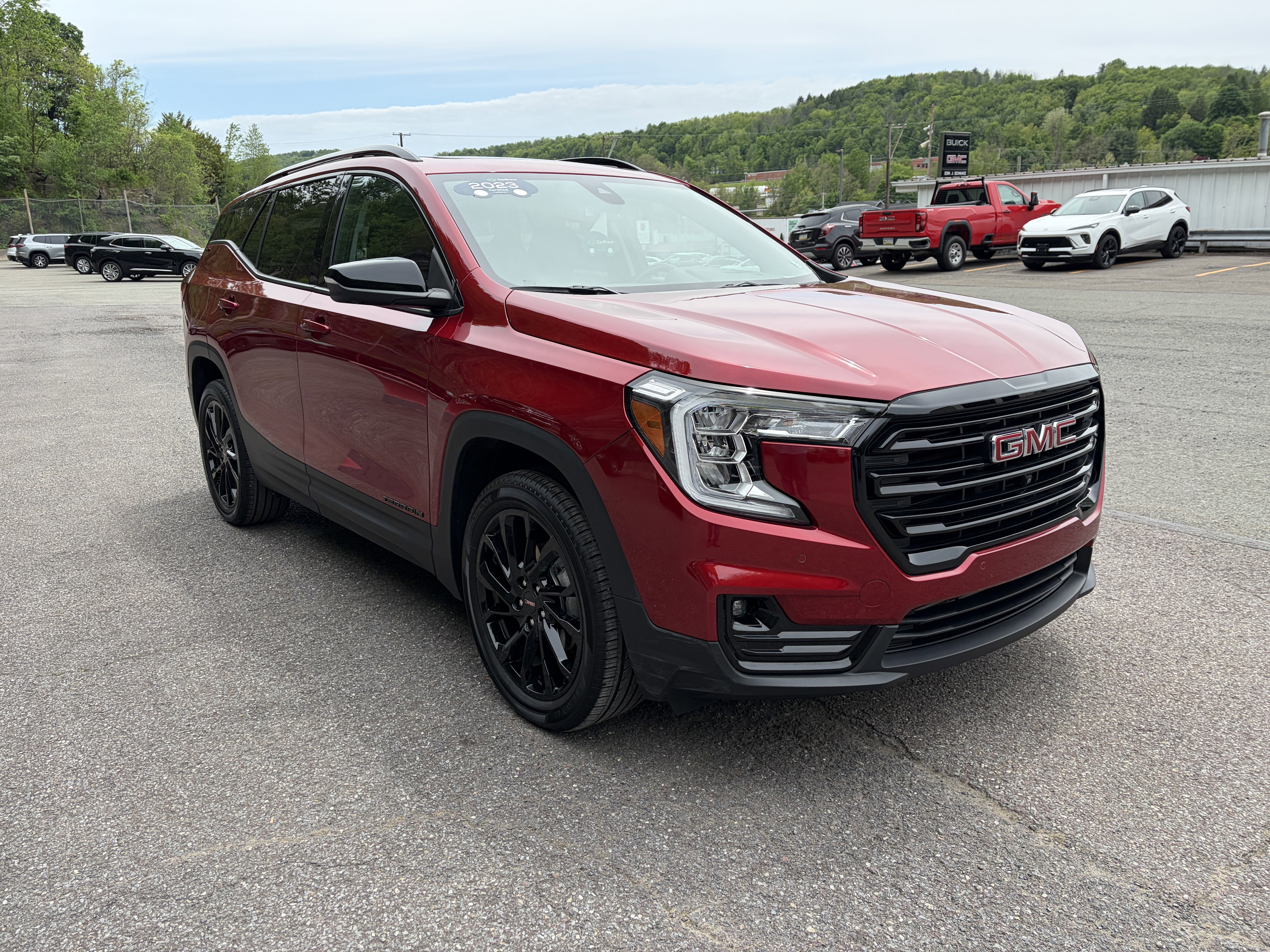 2023 GMC Terrain SLT