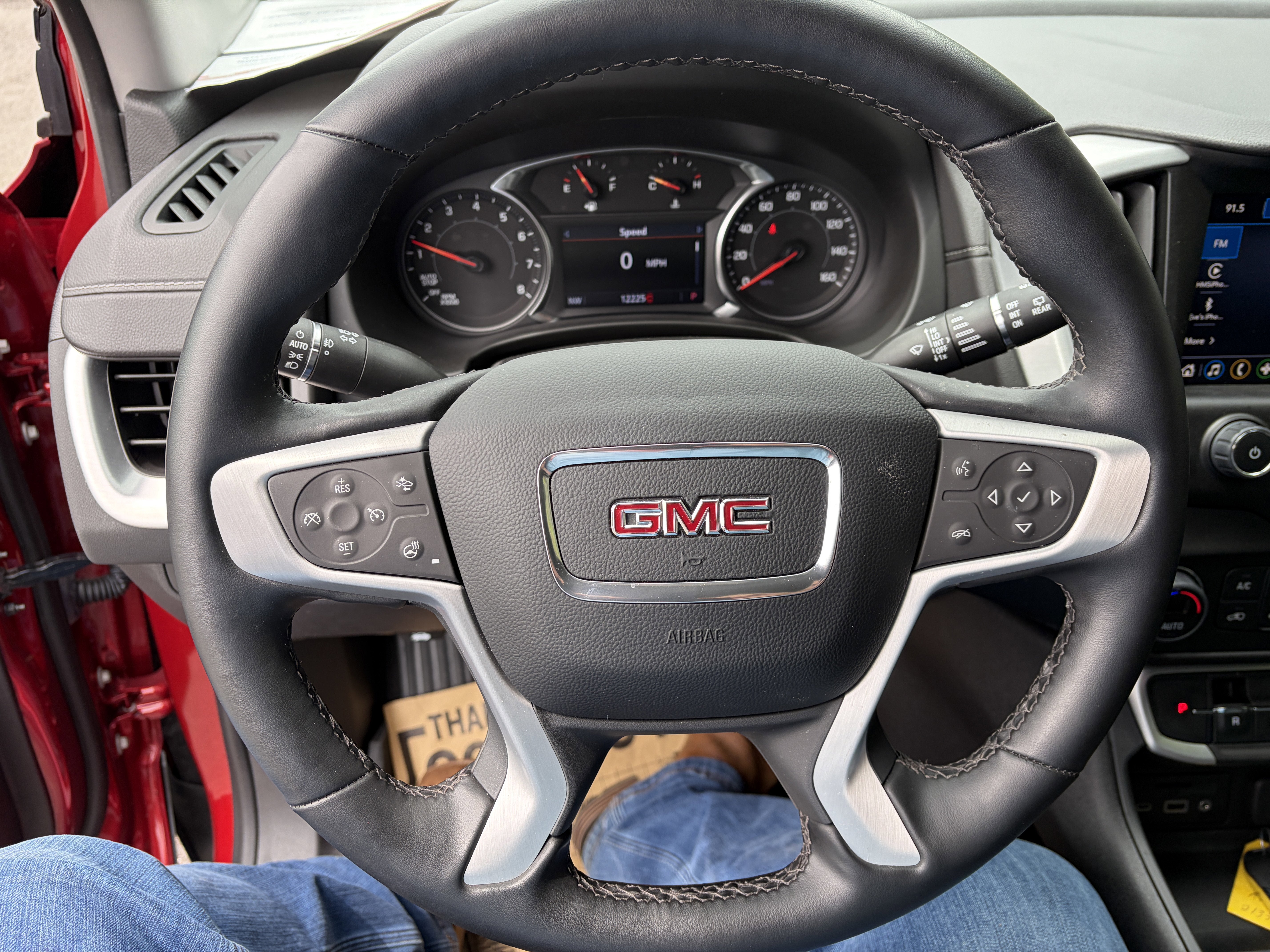 2023 GMC Terrain SLT