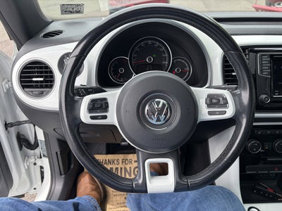 2019 Volkswagen Beetle 2.0T SE