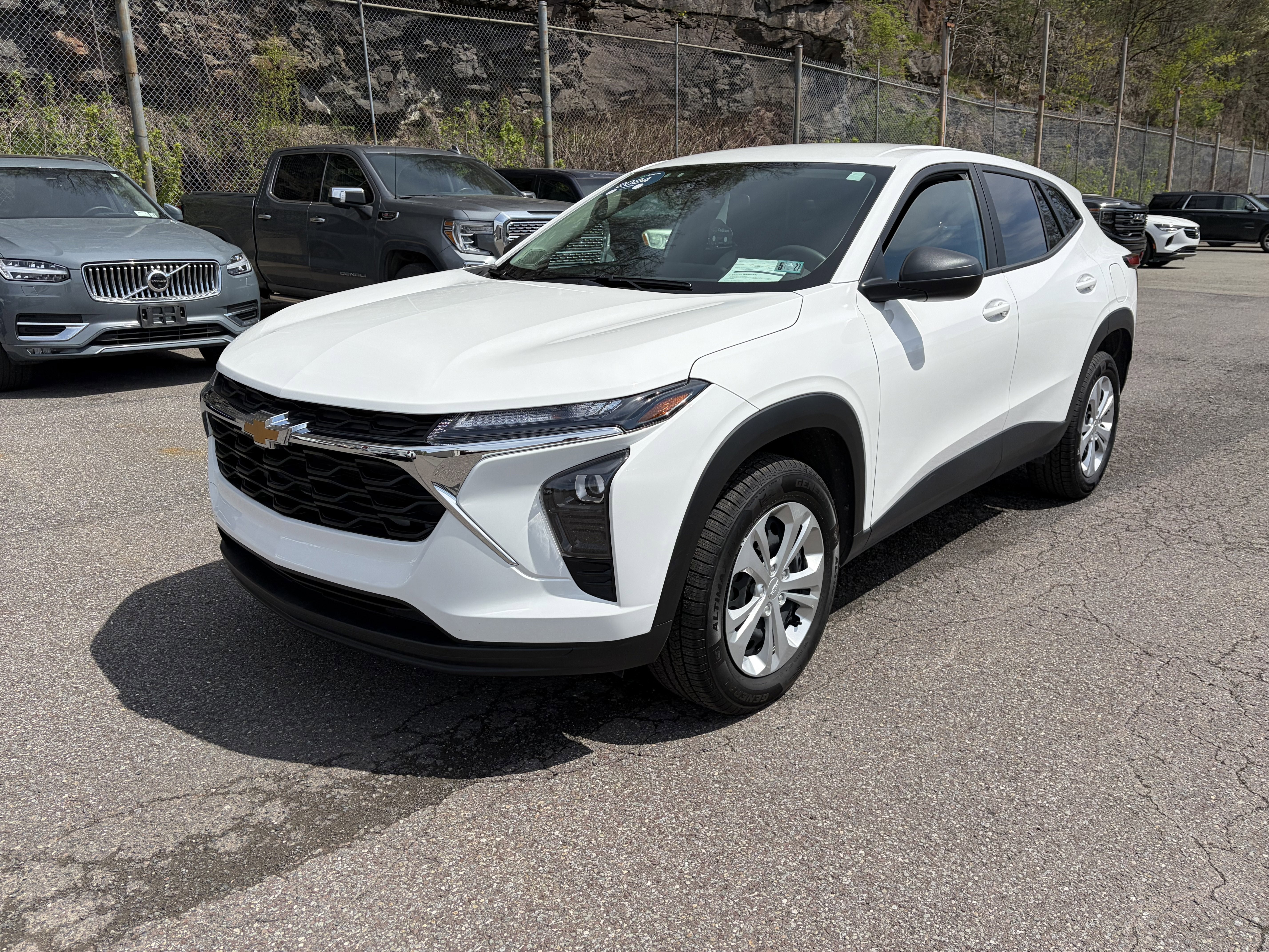 2024 Chevrolet Trax LS